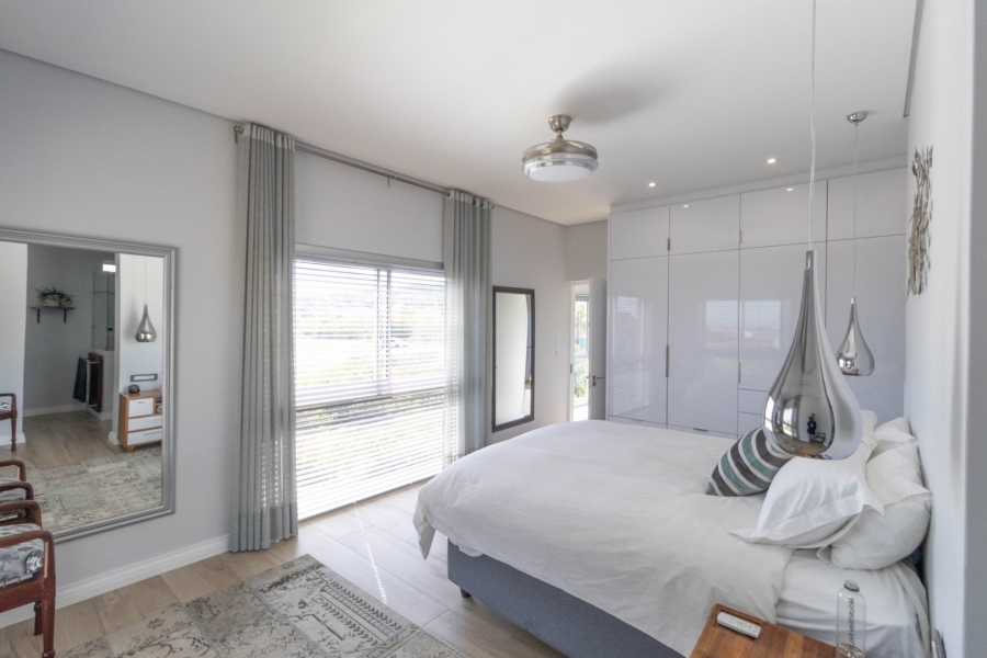 3 Bedroom Property for Sale in Somerset Lakes Western Cape